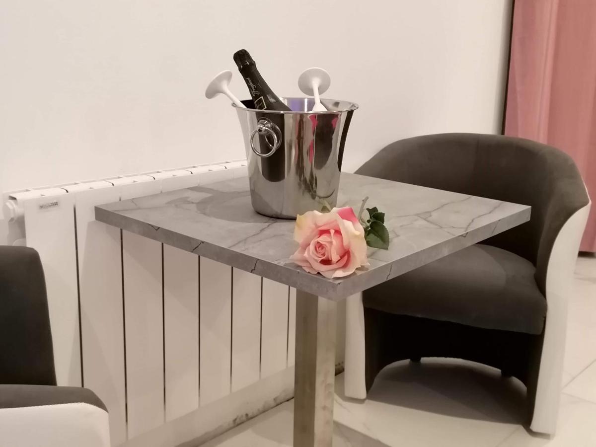 Jacuzzi Romantique 15 Min Etretat 2 Fecamp Luaran gambar